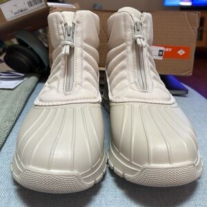 Sperry duck float zip up Seacycled boots , women's ivory size 11 NWT